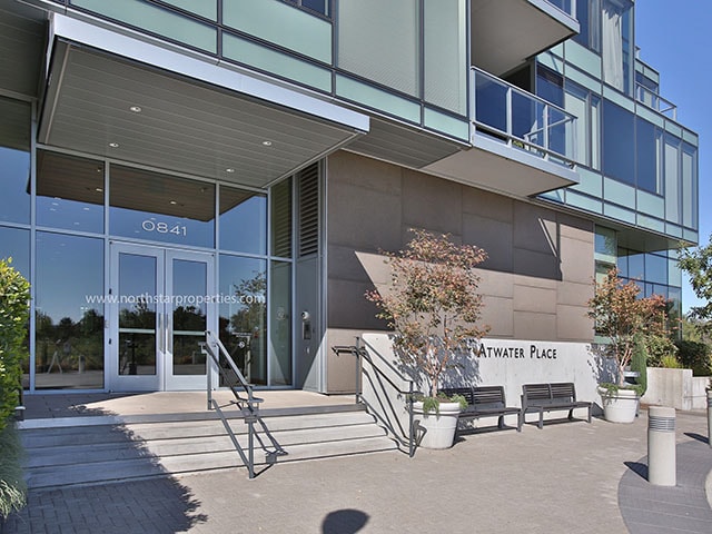 Building Photo - South Waterfront Atwater Perfection