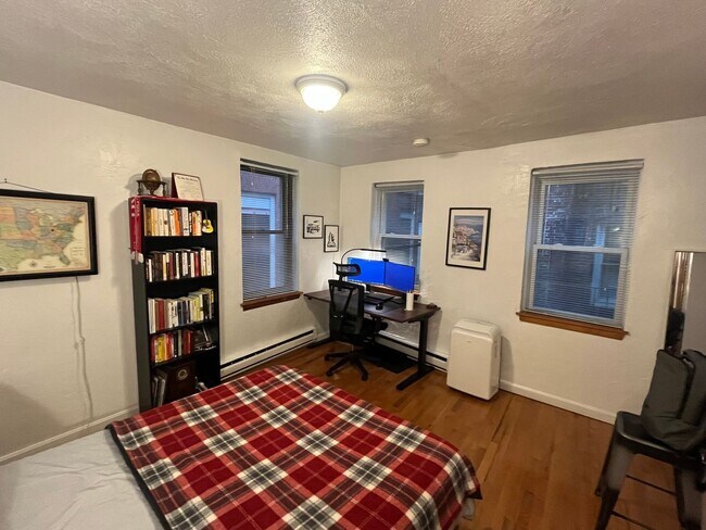 Building Photo - Cozy 1 bed 1 bath In historic North End