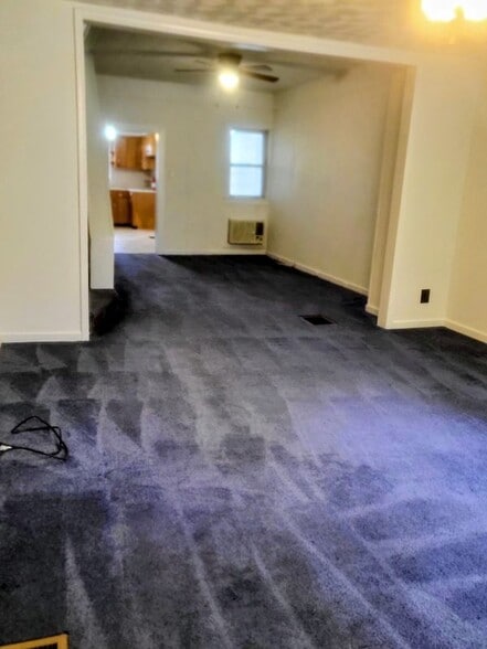 Building Photo - 640 S 2nd St