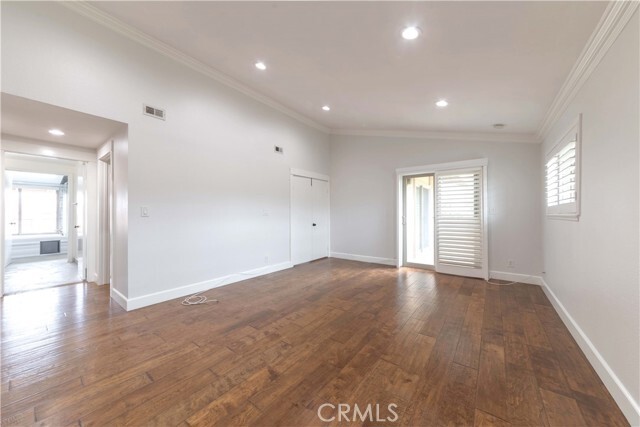 Building Photo - 14 Peartree Ln