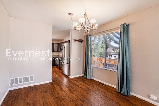 Building Photo - Spacious Home with Fenced Backyard and 2-Car Garage / 4 Bed, 3 Bath  / Voucher Accepted / Coming ...