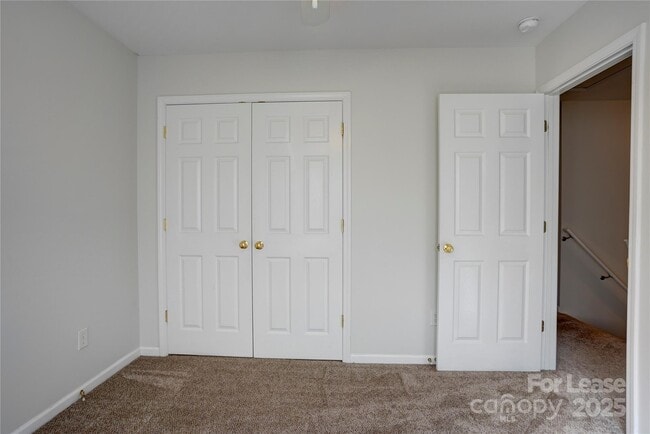 Building Photo - 12411 Stratfield Pl Cir