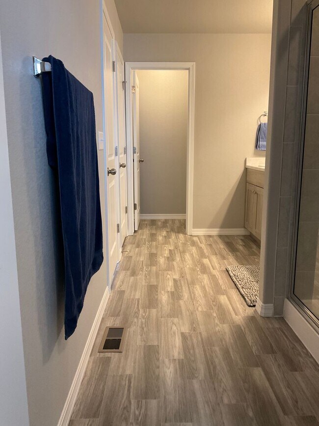 Building Photo - Beautiful Townhome in Townes At Woodmen Heights