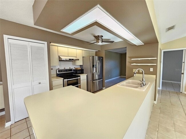 Building Photo - 2088 S Parkton Dr