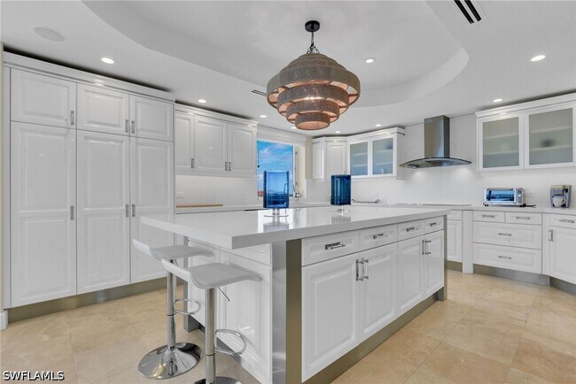 Building Photo - 9811 Gulf Shore Dr