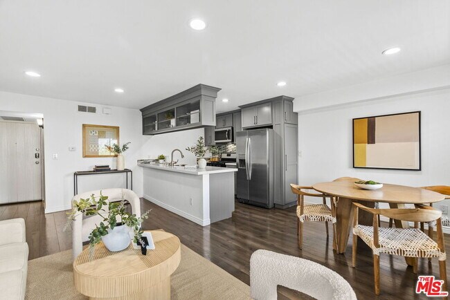 Building Photo - 2700 Cahuenga Blvd