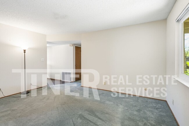 Building Photo - 2616 Luveta Way