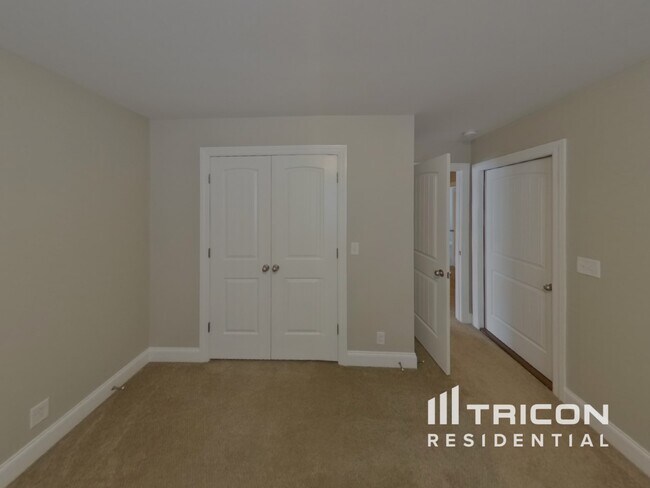 Building Photo - 607 Gallant Way