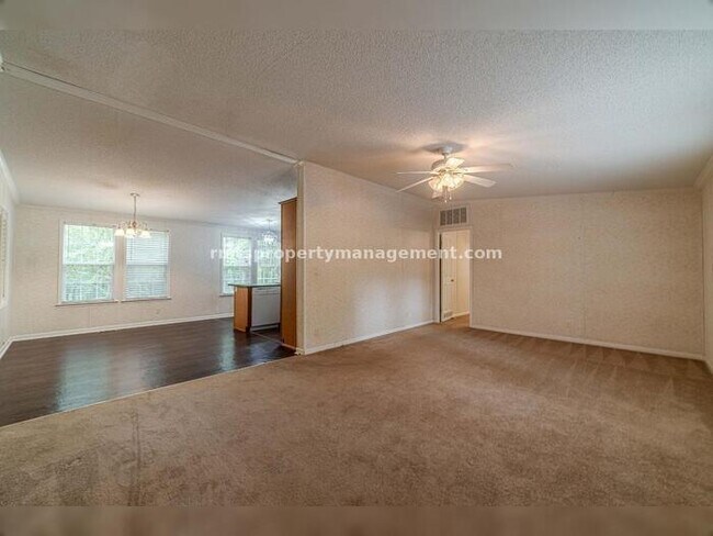 Building Photo - A COUNTRY DREAM! 4BR, 2BATH MANUFACTURED HOME, $1650./month