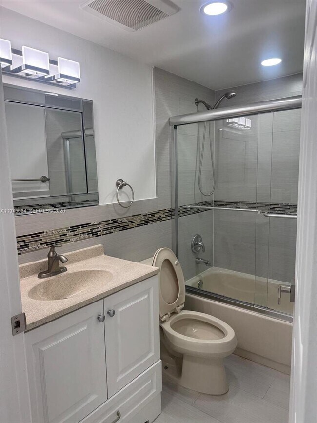 Building Photo - 11780 SW 18th St