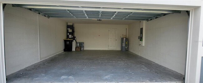 Building Photo - 6501 Polly Ln