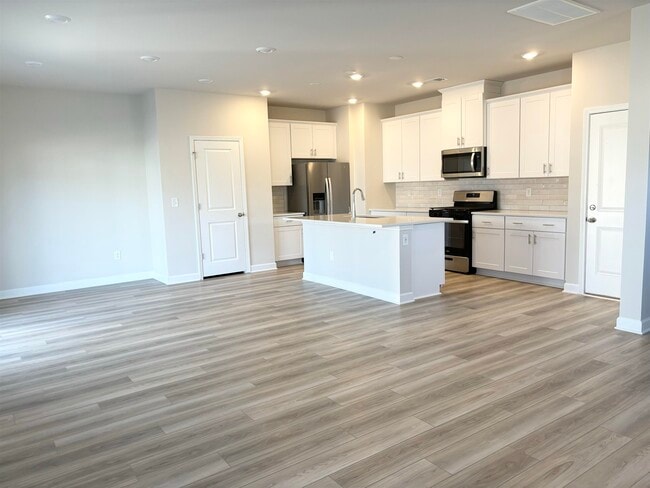 Building Photo - 2300 Copper Crk Lp