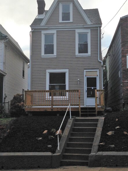 Building Photo - 726 Boggs Ave