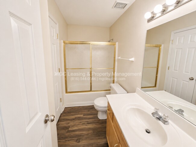 Building Photo - RENT SPECIAL | MOVE IN BY 8/31/26 & GET A FREE 55-inch TV!!