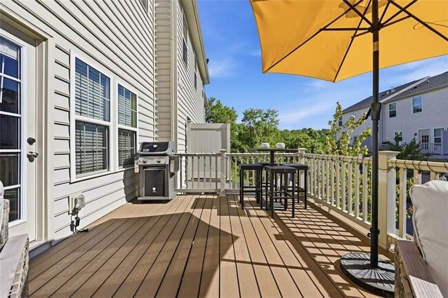 Building Photo - 601 Pointe View Dr