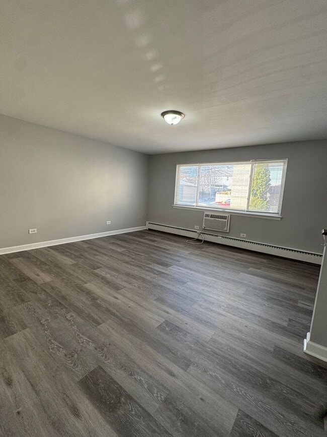 Building Photo - 2151 W 119th St