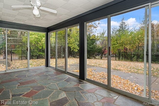 Building Photo - 509 Walbridge Dr