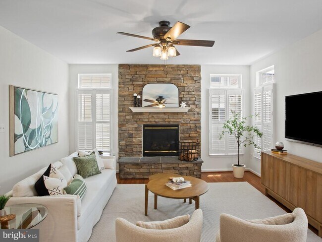 Building Photo - 1713 Allerford Dr