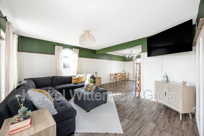 Building Photo - 1109 Danzig Dr