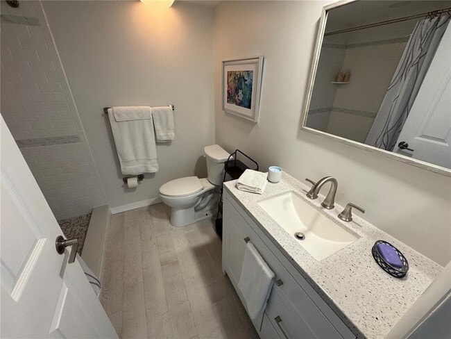 Building Photo - 5720 13th Ave N