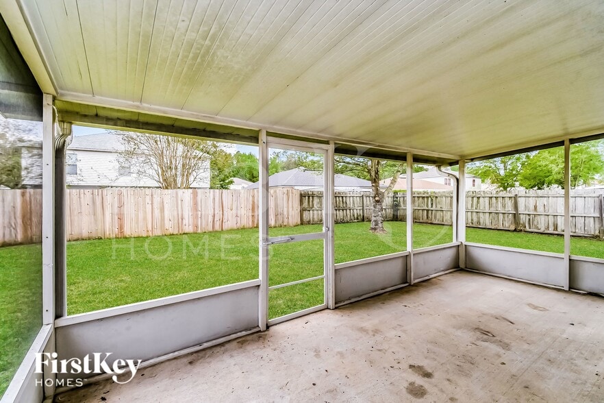 Building Photo - 5508 Ortega Park Blvd