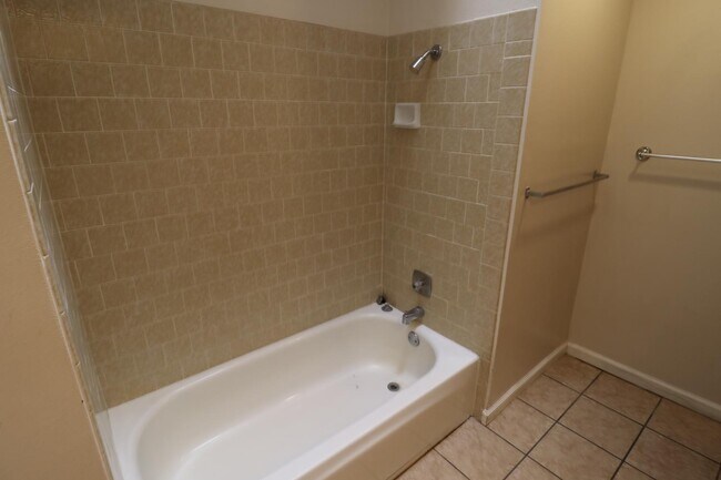 Building Photo - 160 W Portland Ave