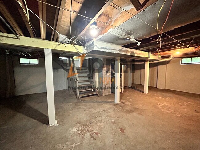 Building Photo - 1110 Lafayette St
