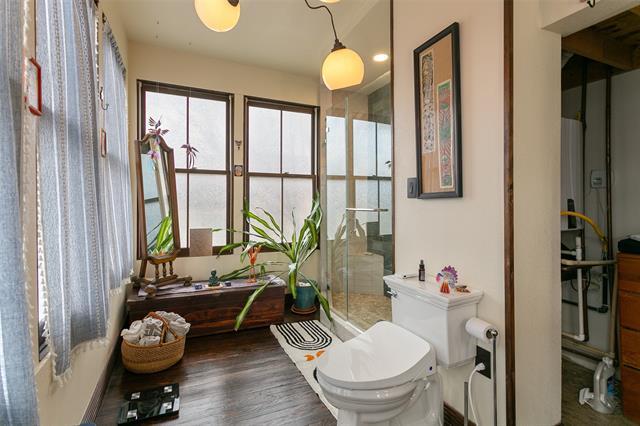 Building Photo - 327 S Edgefield Ave