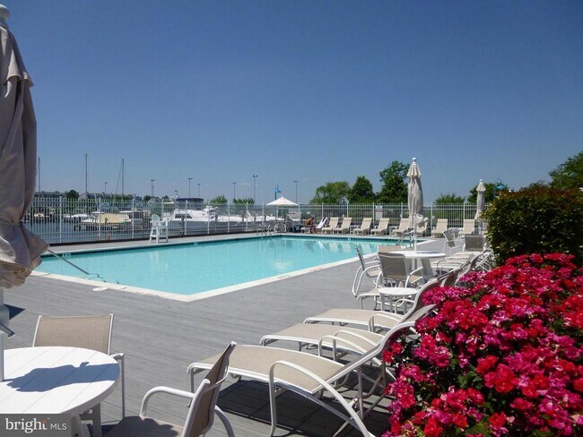 Building Photo - 110 Oyster Cove Dr