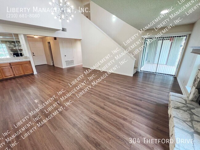 Building Photo - 304 Thetford Dr