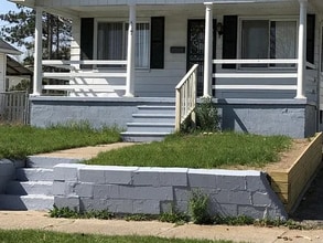 Building Photo - 517 McKeighan Ave