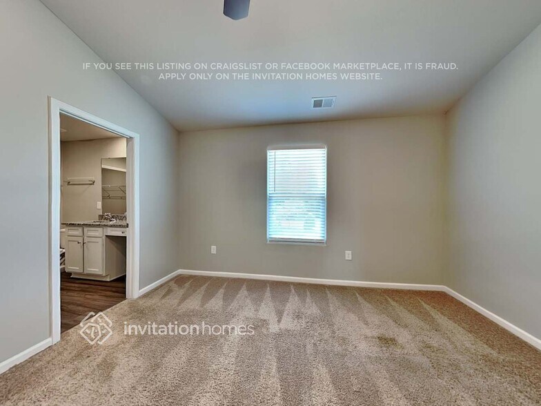 Building Photo - 589 Belcaro Dr