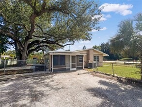 Building Photo - 9861 Orange River Blvd