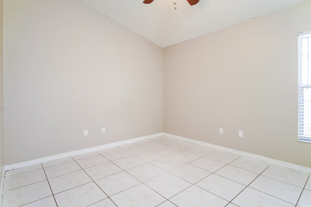 Building Photo - 3744 Dartford Dr