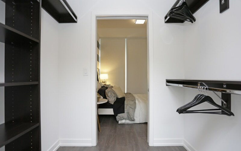 Building Photo - 740 N Hudson Ave