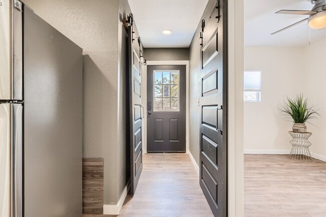 Building Photo - 7770 S Kit Carson Dr