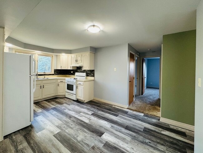 Building Photo - 514 Talma St