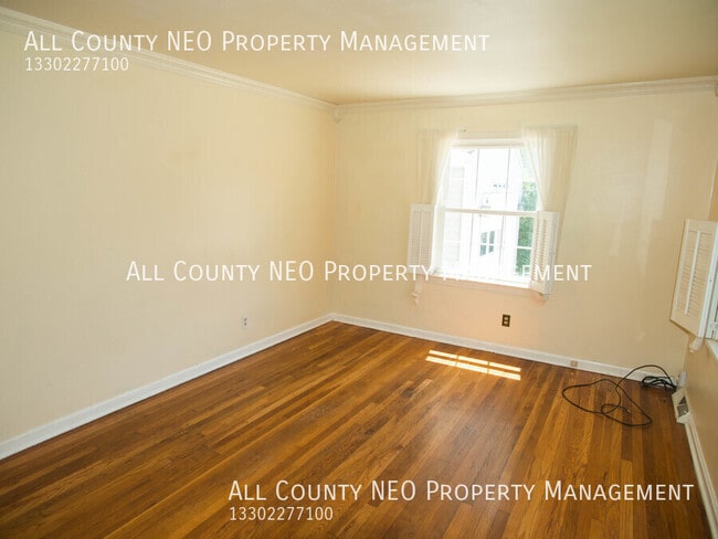 Building Photo - 2359 12th St