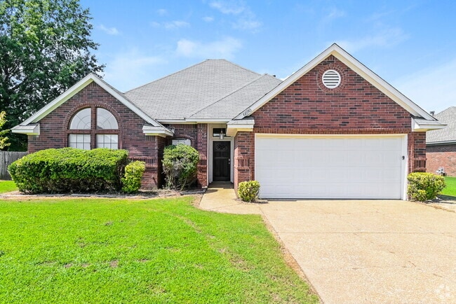 Building Photo - 6690 Autumn Wood Cove