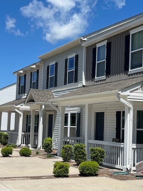 Building Photo - 230 Banbury Ln