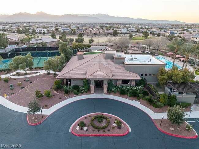 Building Photo - 3418 Singer Ln