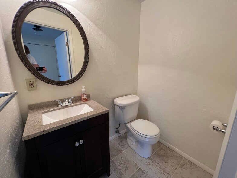 Building Photo - 792 Wheatland Cir