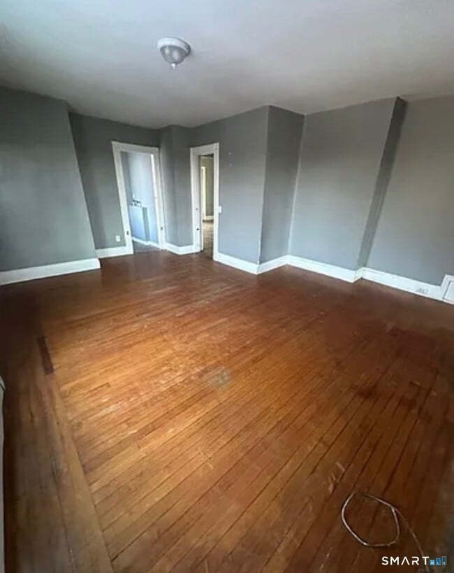 Building Photo - 484 Waterville St