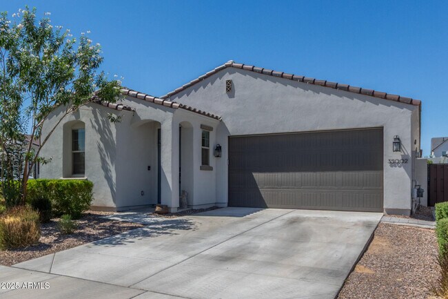 Building Photo - 35002 N Barrel Rd