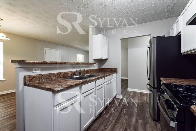 Building Photo - Coming HOME never felt so good!