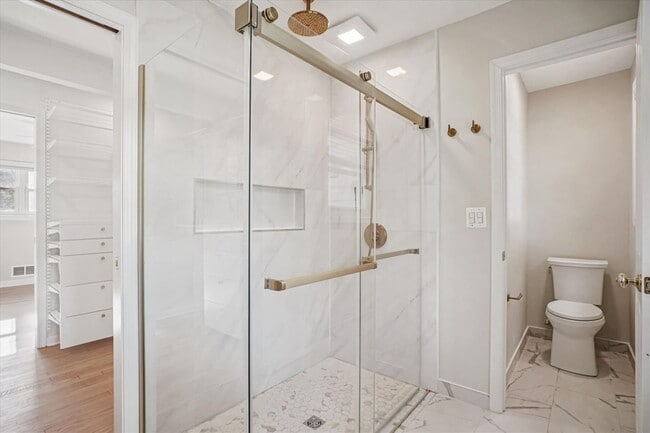 Building Photo - 4409 Westbrook Ln