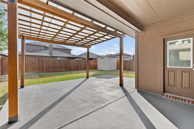 Building Photo - 1928 Velarde Rd