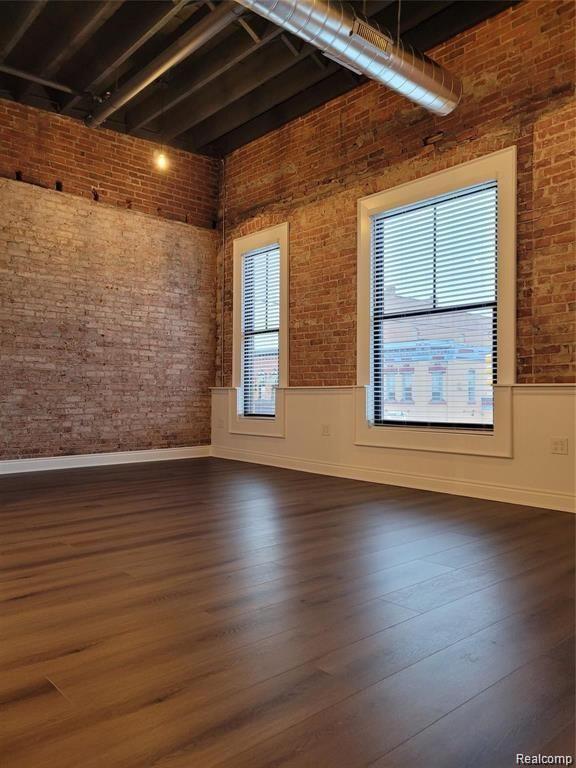 Building Photo - 6 N Washington St