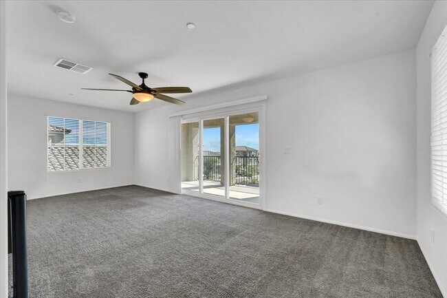 Building Photo - 8033 Skye Foxx St
