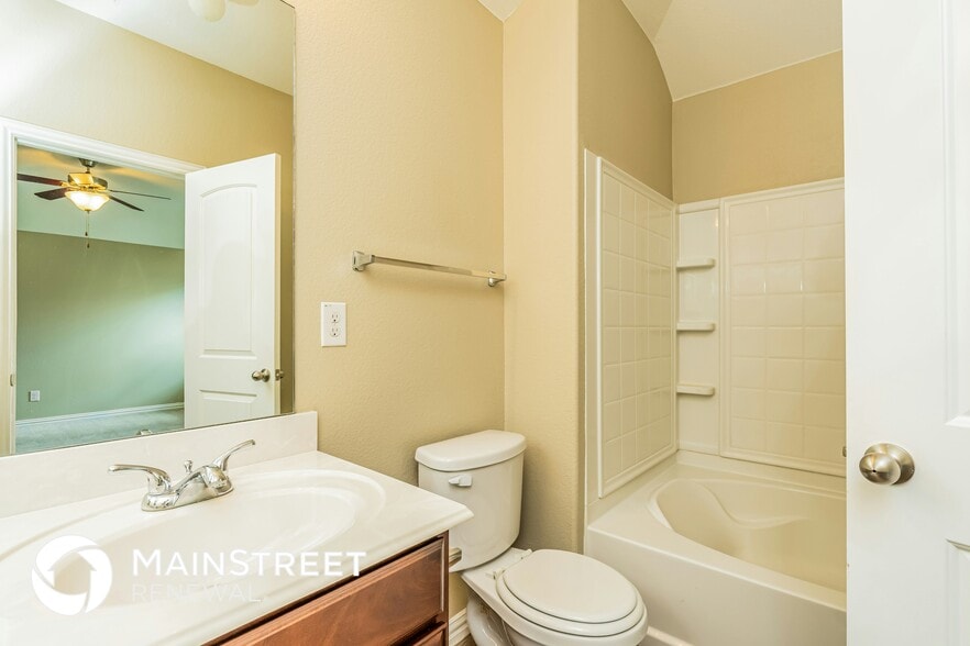 Building Photo - 7664 Hollow Point Dr